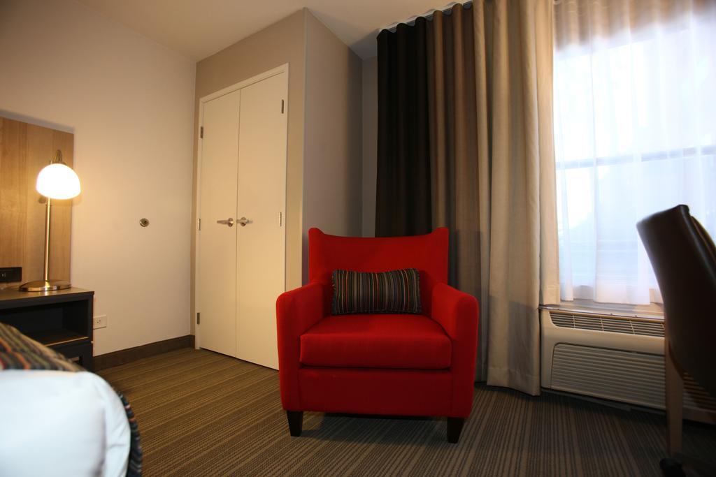 Greentree Inn & Suites Phoenix Sky Harbor Zimmer foto