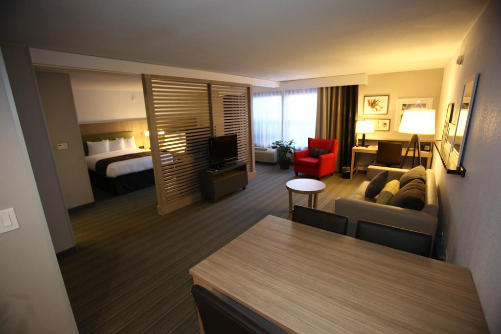 Greentree Inn & Suites Phoenix Sky Harbor Zimmer foto