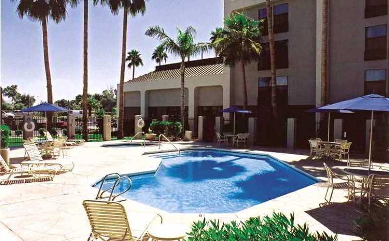 Greentree Inn & Suites Phoenix Sky Harbor Exterior foto